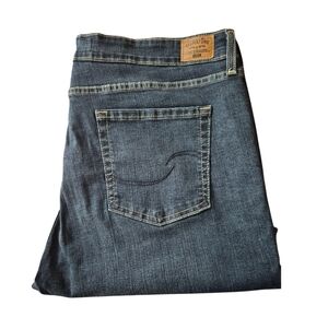 Signature By Levi Strauss Gold Women's 20L Straight Leg Jeans - 35x34